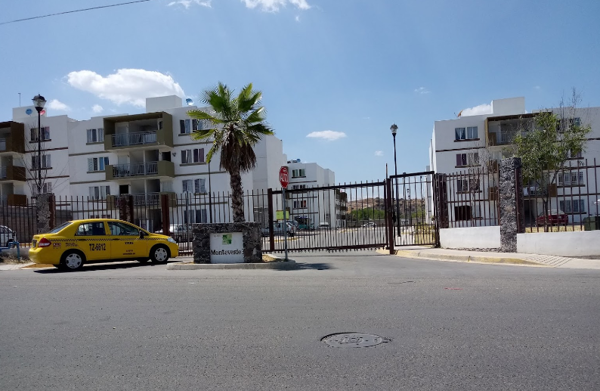 Departamento en remate en Eduardo Loarca Castillo, Querétaro, Querétaro