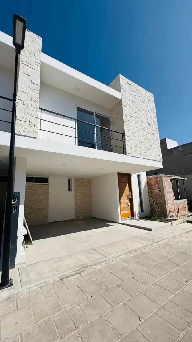 Casa en venta en Santiago Momoxpan, San Pedro Cholula — foto 1 de 21