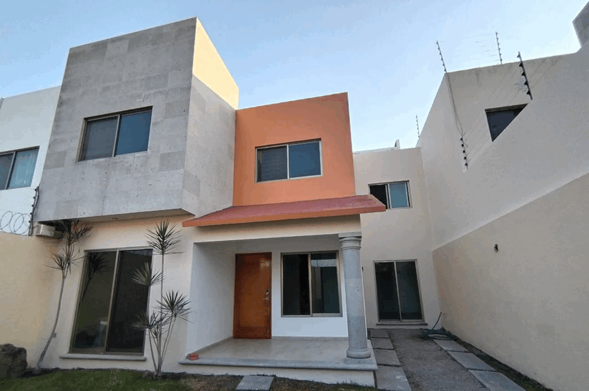 Casa en renta en Lomas de Trujillo, Emiliano Zapata — foto 1 de 17