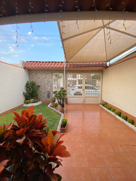 Casa en venta en Nogalia, Irapuato — foto 2 de 18