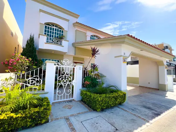 Casa en venta en El Dorado, Mazatlán, Sinaloa Casa en venta en El Dorado, Mazatlán, Sinaloa