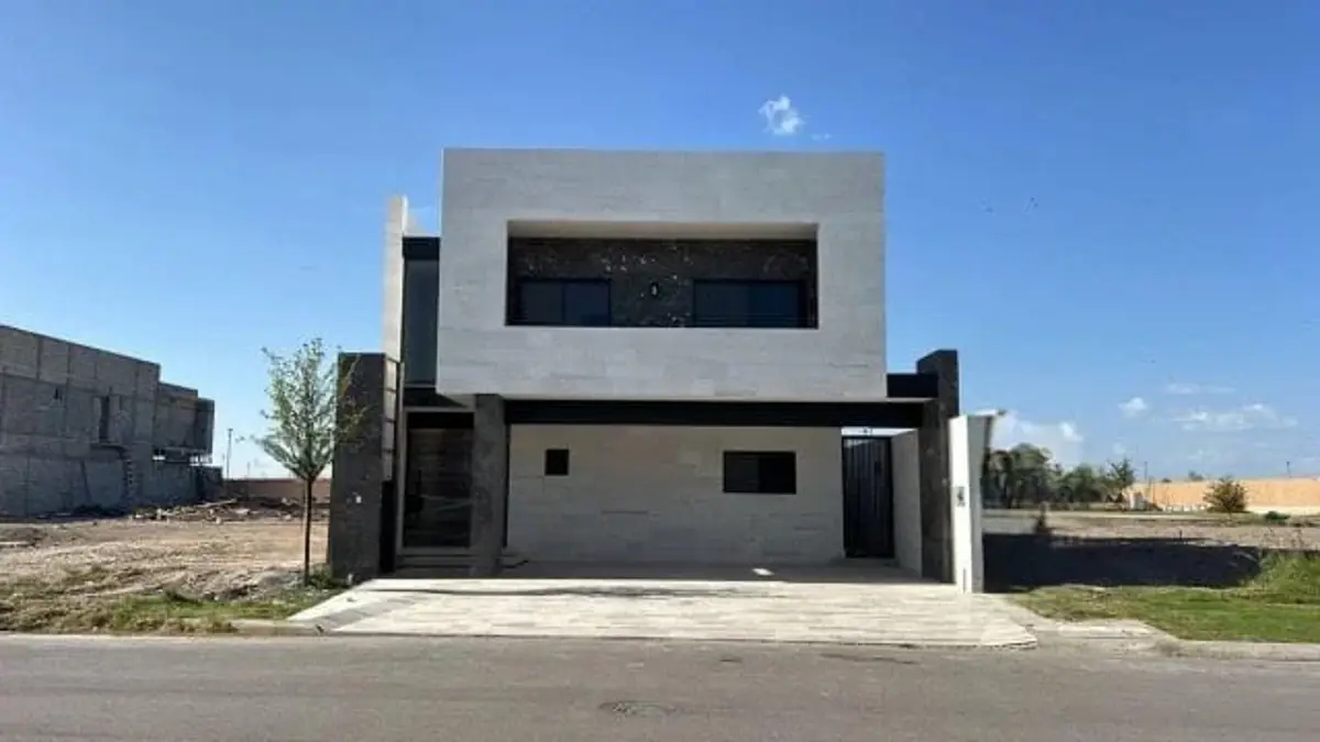 Casa en venta en El Cardenchal, Torreón — foto 1 de 26