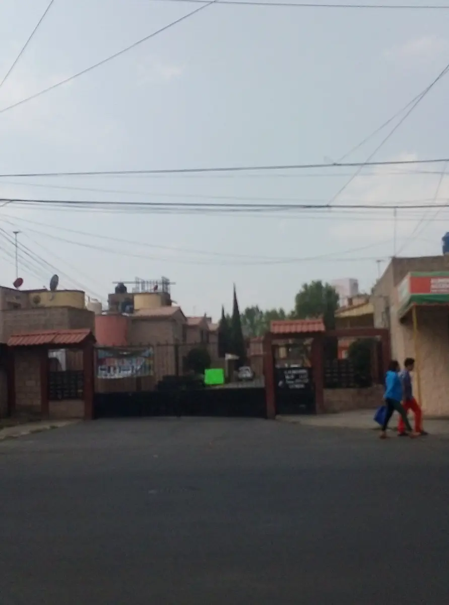 Casa en venta en Hacienda las Palmas I y II, Ixtapaluca — foto 1 de 15