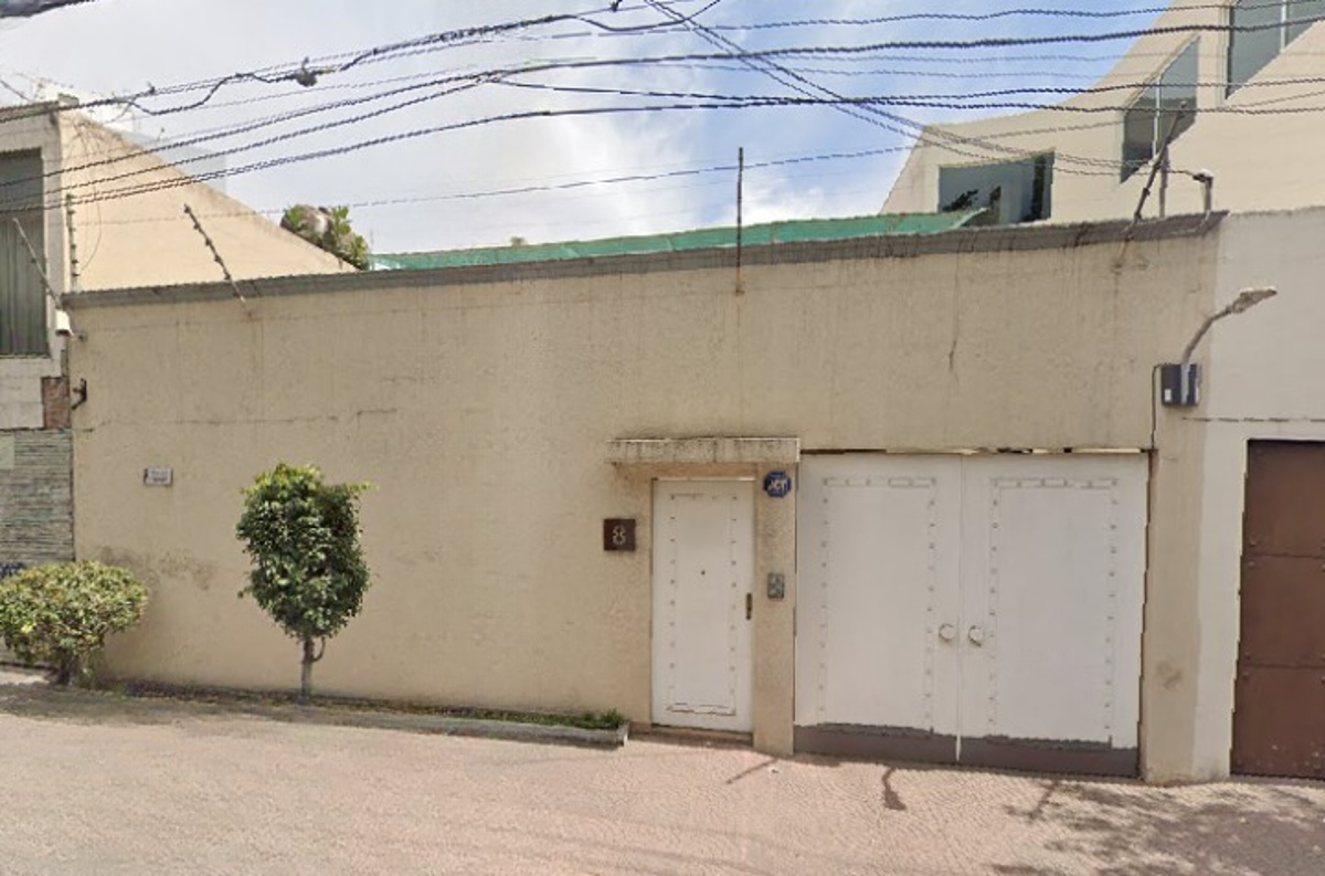 Casa en venta en San Miguel Chapultepec II Sección, Miguel Hidalgo — foto 1 de 19
