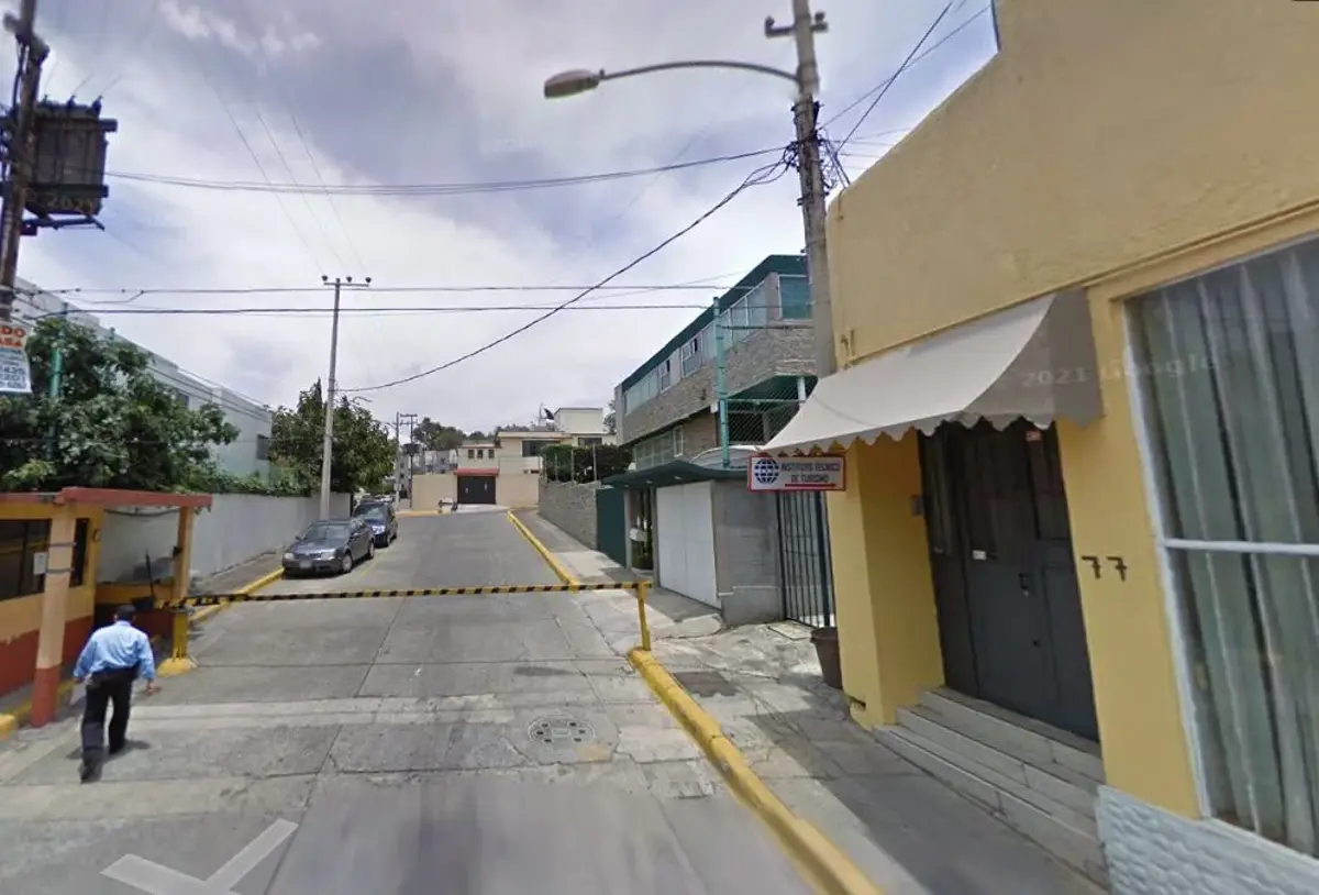 Casa en venta en Ciudad Satelite, Naucalpan de Juárez — foto 1 de 7