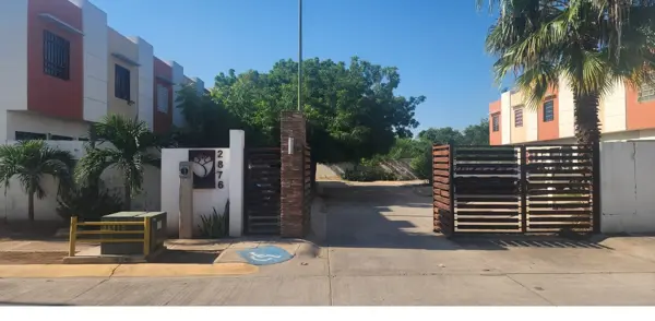Casa en venta en Valle Alto, Culiacán — foto 2 de 11