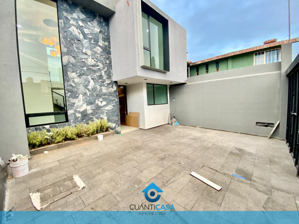 Casa en venta en Fuentes de Morelia, Morelia — foto 2 de 17
