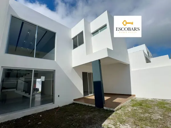 Casa en venta en Lomas de la Rioja, Alvarado — foto 2 de 8