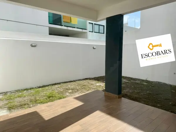 Casa en venta en Lomas de la Rioja, Alvarado — foto 3 de 8