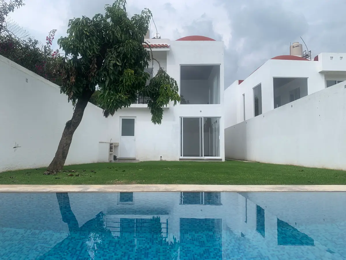 Casa en venta en De Texcalapan, Tlayacapan — foto 1 de 12
