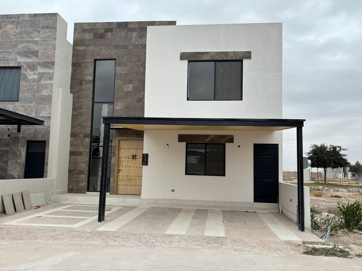 Casa en Venta en Altozano la Nueva Laguna, Gómez Palacio, Durango