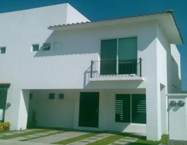 Casa en venta en Misión Privadas Residenciales, Irapuato, Guanajuato Casa en venta en Misión Privadas Residenciales, Irapuato, Guanajuato