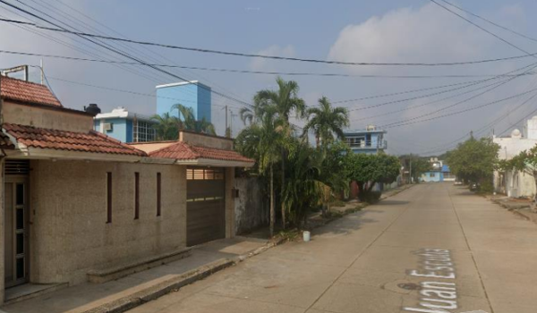 Casa en venta en Esfuerzo de los Hermanos Del Trabajo, Coatzacoalcos — foto 2 de 15