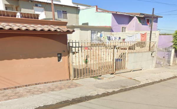 Casa en venta en Villa Fontana I, Tijuana — foto 2 de 8
