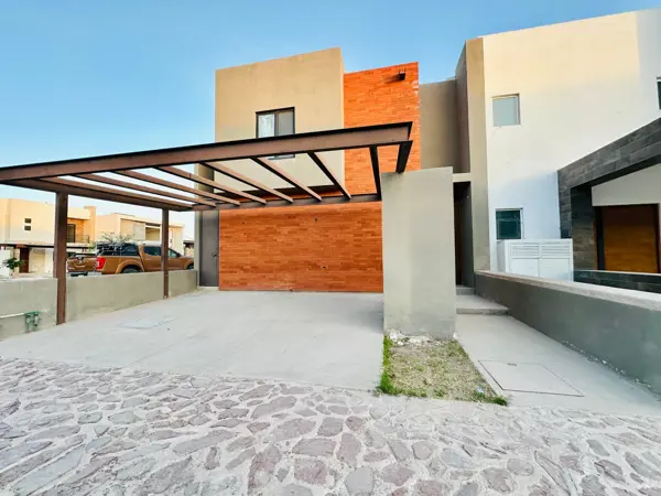 Casa en venta en Altozano la Nueva Laguna, Gómez Palacio — foto 2 de 15
