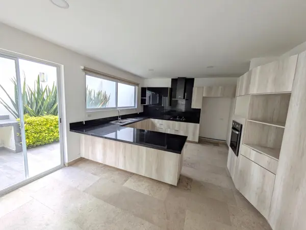 Casa en venta en Lomas de Angelópolis, San Andrés Cholula — foto 3 de 13