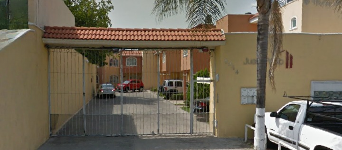 Casa en venta en Belisario Domínguez, Guadalajara — foto 1 de 19