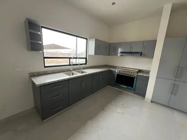 Casa en venta en Villas del Renacimiento, Torreón — foto 3 de 25