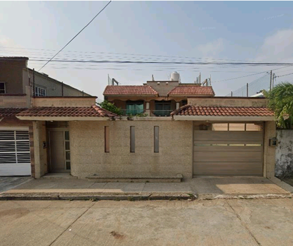 Casa en venta en Esfuerzo de los Hermanos Del Trabajo, Coatzacoalcos — foto 1 de 17