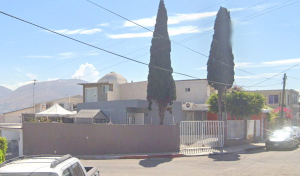 Casa en Villa Floresta, Tijuana, Baja California