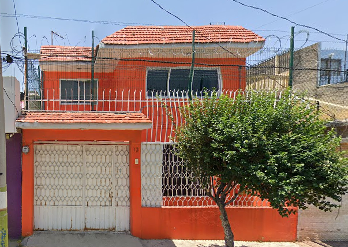 Casa en venta en Jardines de Morelos Sección Bosques, Ecatepec de Morelos — foto 1 de 19