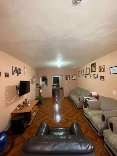 Casa en venta en Emiliano Zapata Fraccionamiento Popular, Coyoacán — foto 2 de 17