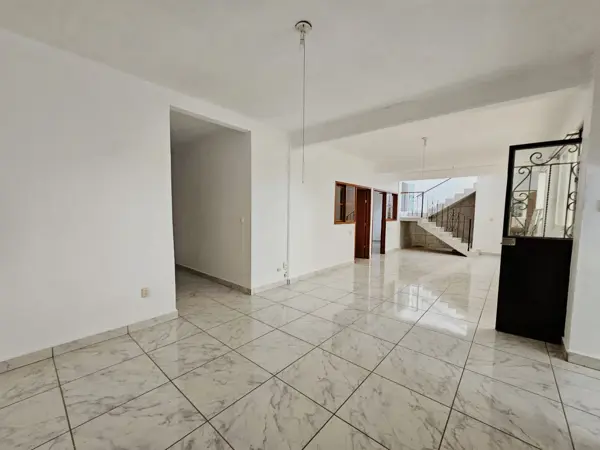 Casa en renta en Lomas de Tzompantle, Cuernavaca — foto 3 de 15