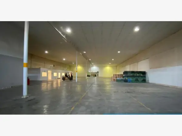Nave en renta en Plaza Jumbo, Torreón — foto 2 de 11