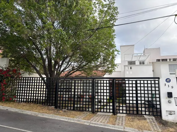 Casa en Juriquilla Privada, Querétaro, Querétaro — foto 1 de 34