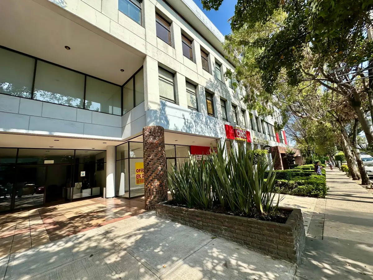 Local en venta en Cuajimalpa, Cuajimalpa de Morelos — foto 1 de 23