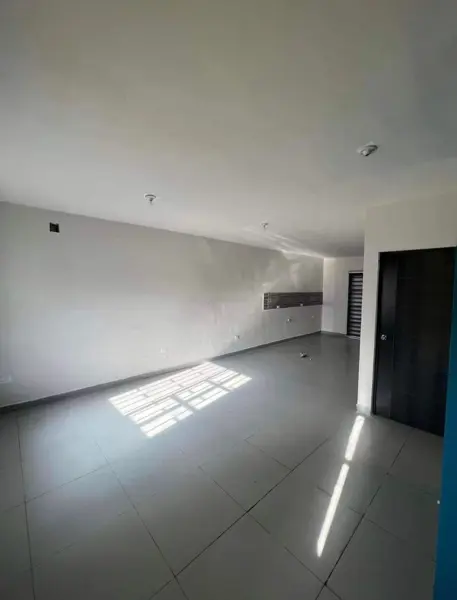 Casa en venta en Lomas del Pedregal, Saltillo — foto 3 de 22
