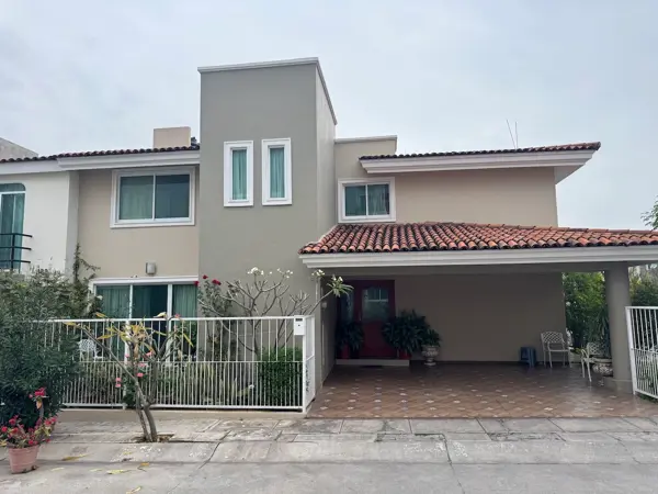 Casa en venta en Real de Valdepeñas, Zapopan — foto 2 de 30