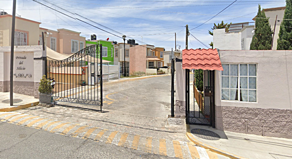 Casa en venta en Colinas de Plata, Mineral de la Reforma — foto 2 de 15