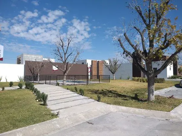 Casa en venta en Terrazas Residencial, Saltillo — foto 3 de 38