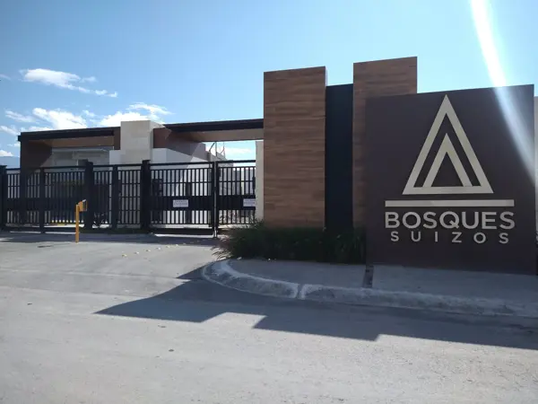 Casa en venta en Terrazas Residencial, Saltillo — foto 2 de 38