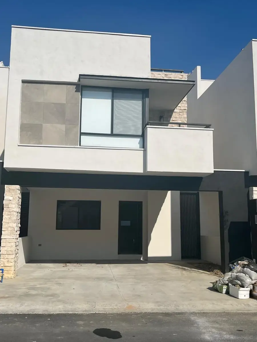 Casa en renta en Montellán, Monterrey — foto 1 de 10