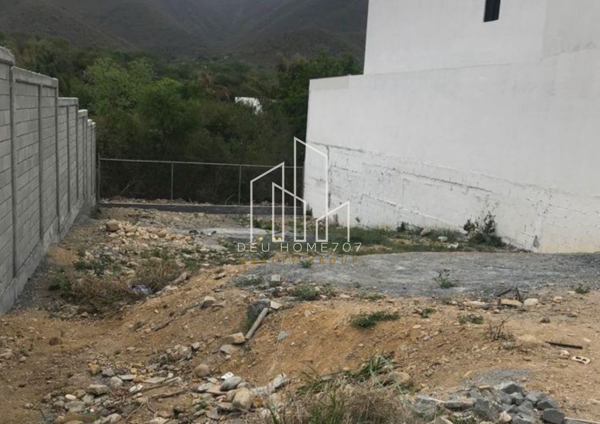 Terreno en venta en Amorada Privada Residencial, Santiago — foto 2 de 3