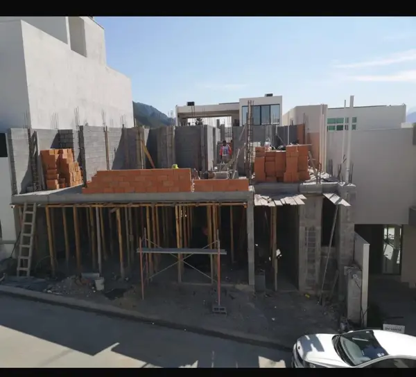 Casa en venta en Castaños del Vergel, Monterrey — foto 2 de 7