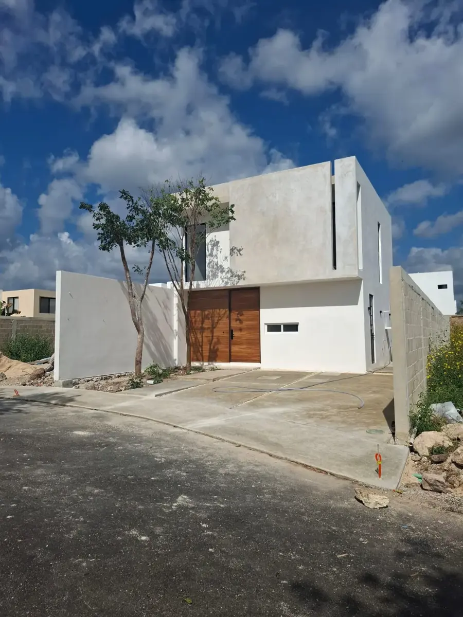 Casa en venta en Conkal, Conkal — foto 1 de 31