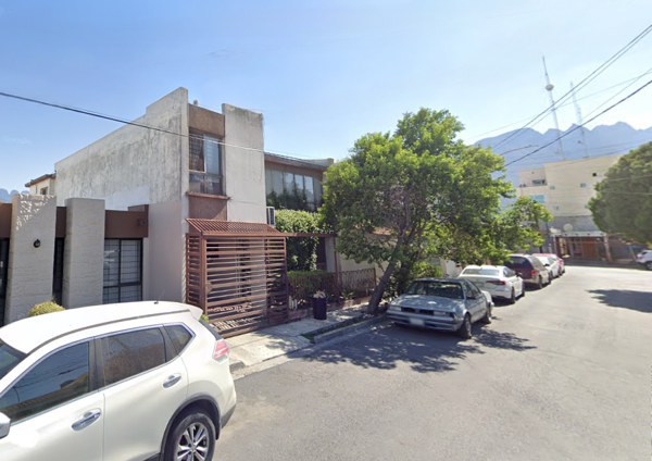 Casa en venta en Mitras Norte, Monterrey — foto 2 de 5