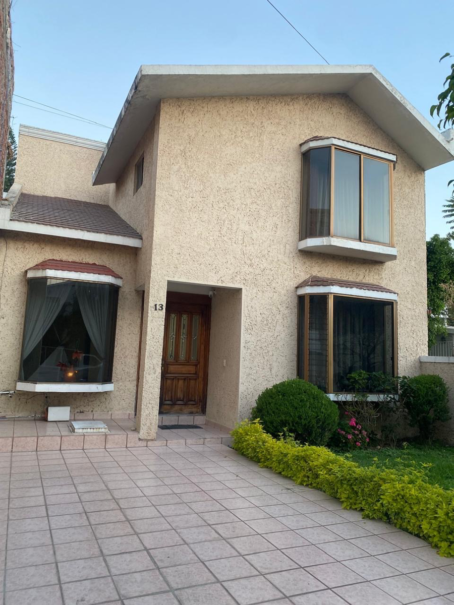 Casa en renta en San Pedro, Irapuato — foto 1 de 12