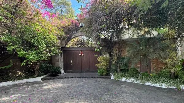 Casa en venta en La Cañada, Cuernavaca — foto 2 de 41