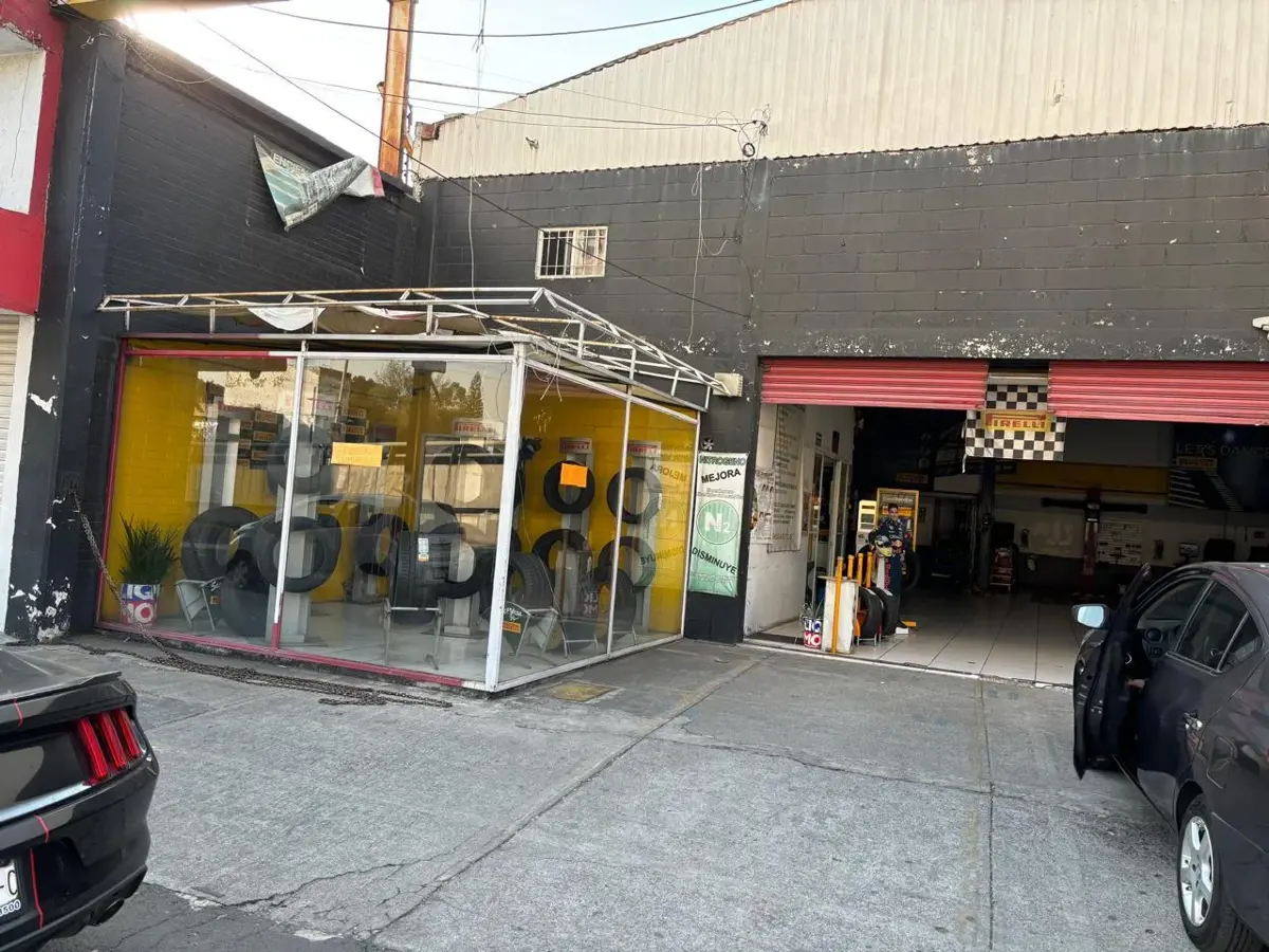 Local en venta en Hacienda de Echegaray, Naucalpan de Juárez — foto 1 de 20