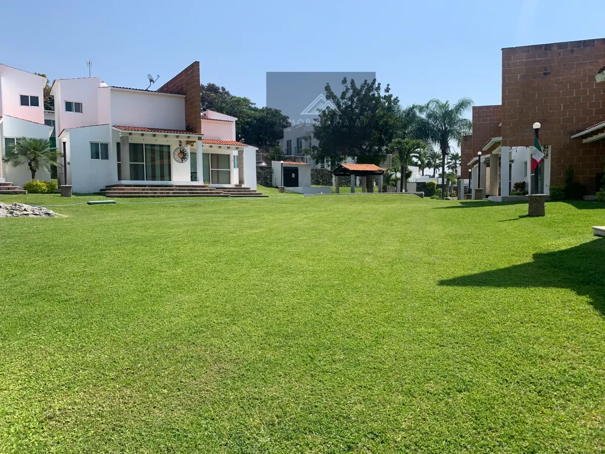 Casa en renta en Oaxtepec Centro, Yautepec — foto 1 de 26