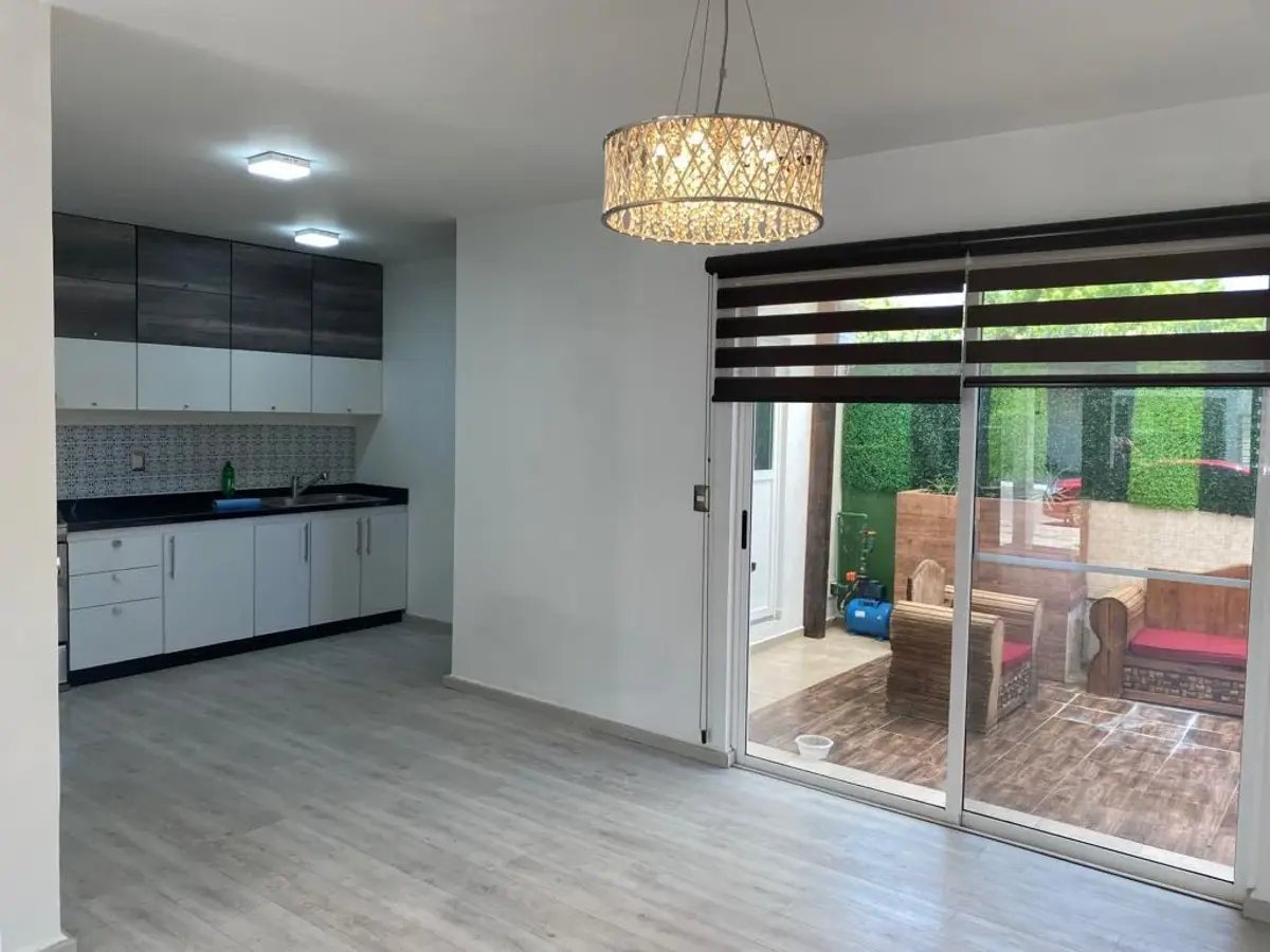Casa en venta en Lomas de la Rioja, Alvarado — foto 1 de 10