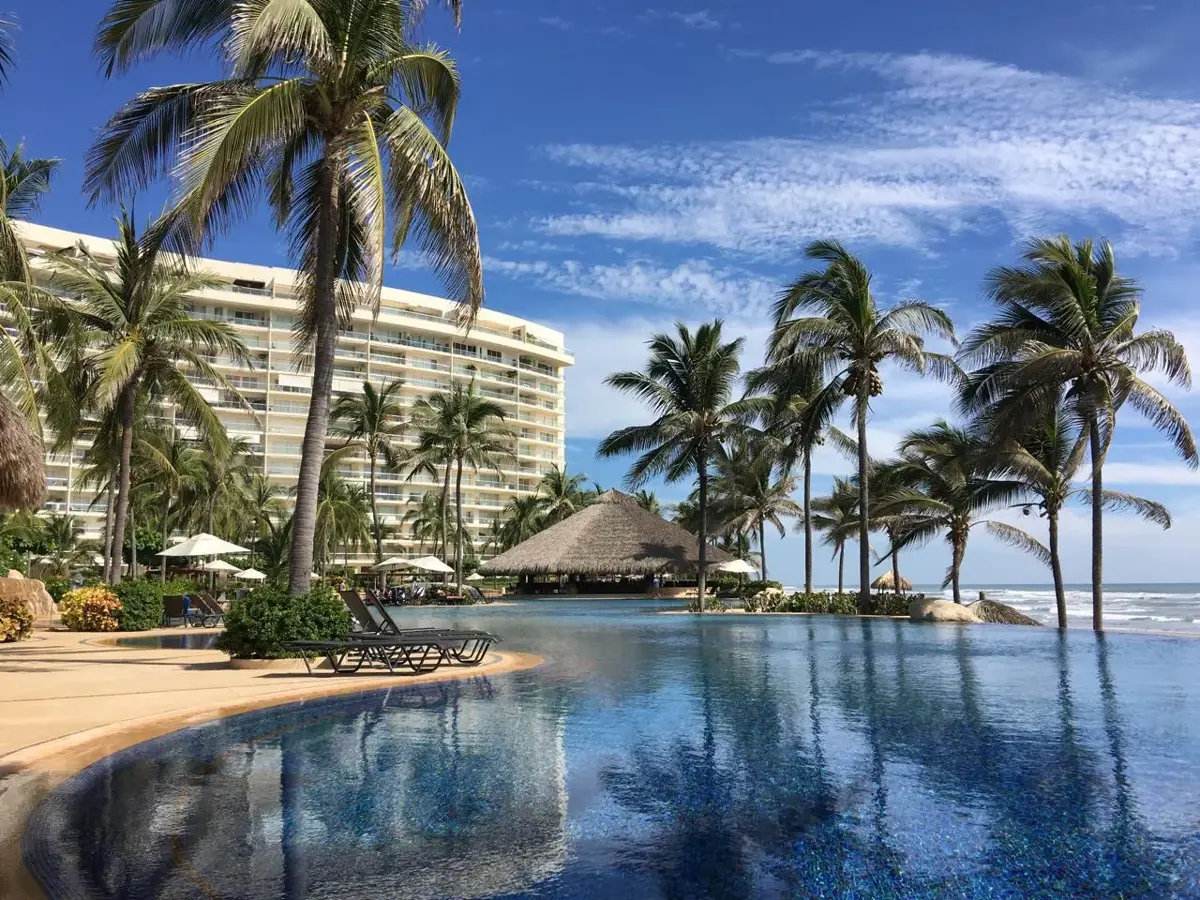 Departamento en venta en Club de Golf Tres Vidas, Acapulco de Juárez — foto 1 de 40