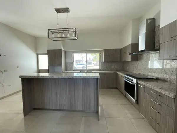 Casa en venta en Rincón las Trojes, Torreón — foto 3 de 37