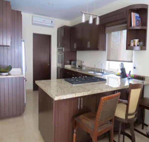 Casa en venta en Valle del Campestre, León — foto 3 de 7