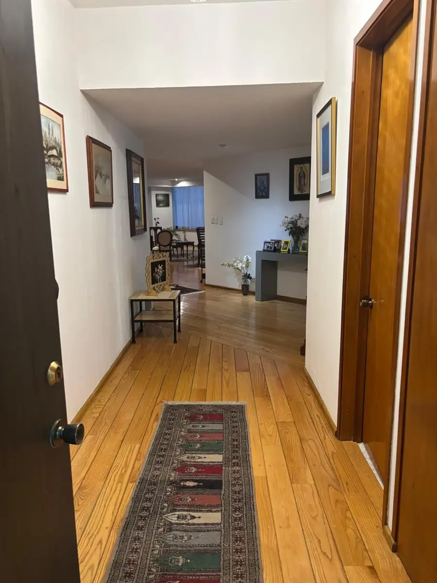 Departamento en venta en Bosques de las Lomas, Cuajimalpa de Morelos — foto 1 de 50