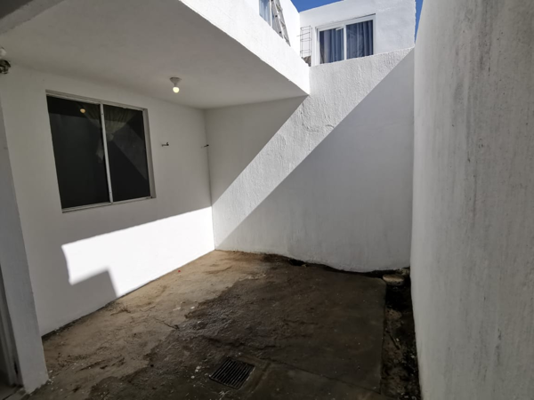 Casa en venta en Villas de Tesistan, Zapopan — foto 2 de 9